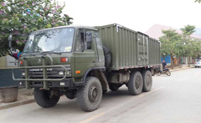 六驱平头排半EQ2102G越野运兵车_东风153军车底盘改装_6×6沙漠运输车卡车