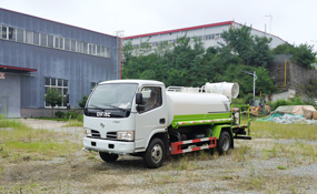 东风雾炮绿化喷洒车 4×2消毒液喷洒车 轻卡市政防疫消杀车