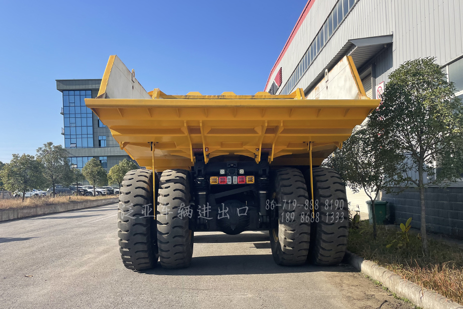 80吨矿用车,东风巨无霸自卸,80吨重型卡车