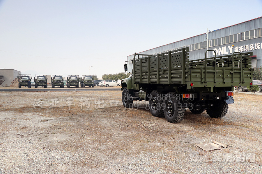 东风四驱六驱，EQ2082，EQ2102，EQ2102N，越野卡车，越野特种车，越野专用车
