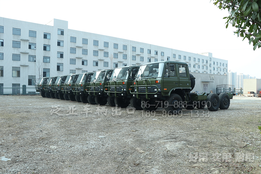 东风四驱六驱，EQ2082，EQ2102，EQ2102N，越野卡车，越野特种车，越野专用车