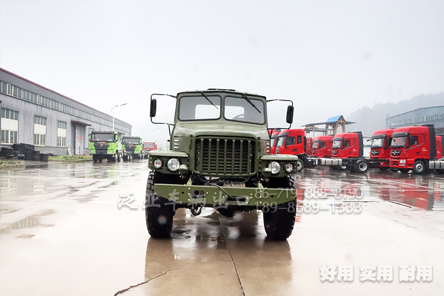 东风eq2100,东风四驱,东风六驱,东风运兵车,东风6驱越野车,东风特种车,东风六驱专用车,东风EQ245,东风卡车,东风商用车,东风汽车报价,东风卡车配置,东风越野车参数