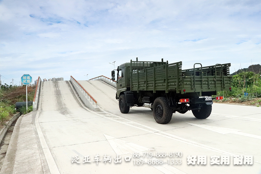东风天锦卡车,4×4天锦越野车,四驱天锦运兵车,东风2102越野运兵车,东风军车报价,四驱东风天锦载货车,210马力东风卡车,东风军用越野卡车,4×4越野客车改装,东风天锦越野车