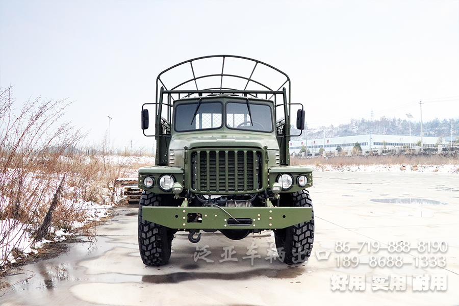 东风EQ2100E6D,东风六驱越野卡车,6*6东风经典长头货车,经典款东风尖头,3.5吨越野车,东风3.5吨运兵车,东风六驱eq2100,东风长头货车,东风经典卡车
