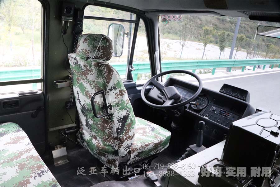 东风六驱越野卡车， 后援保障车，维修保障车，EQ2102,六驱越野车，东风六驱