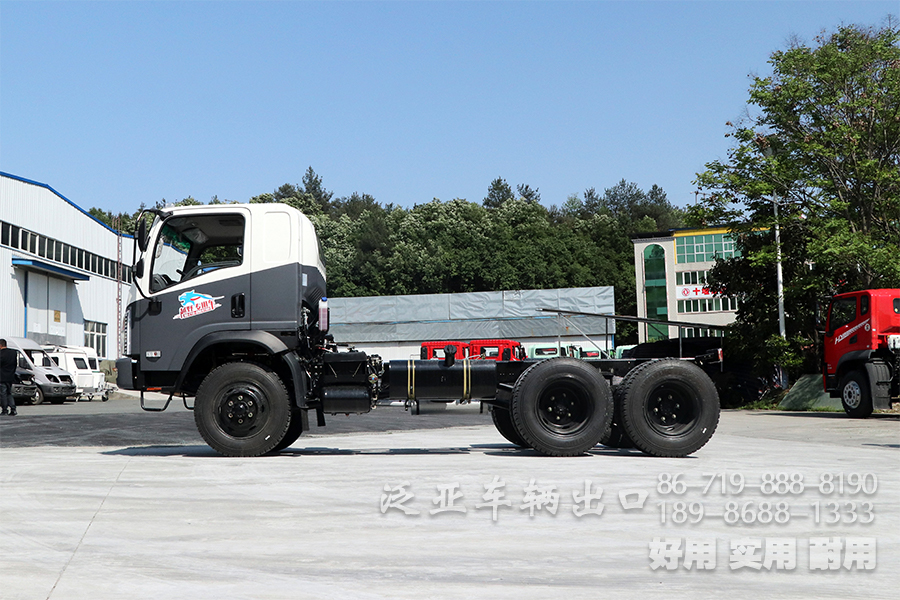 湖北越野专用车官网,湖北越野专用车有限公司官网,越野卡车定制,东风四驱六驱,东风军车改装,越野运兵车,森林消防车,四驱六驱越野车底盘,越野客车,越野卡车,专用车改装,工厂直销专用车、轻型越野卡车底盘、六驱卡车