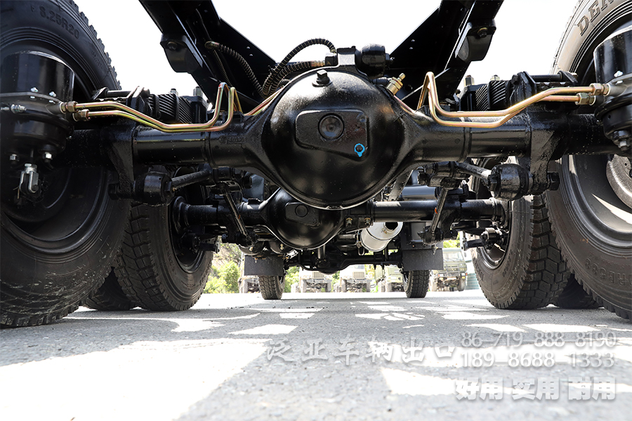 湖北越野专用车官网,湖北越野专用车有限公司官网,越野卡车定制,东风四驱六驱,东风军车改装,越野运兵车,森林消防车,四驱六驱越野车底盘,越野客车,越野卡车,专用车改装,工厂直销专用车、轻型越野卡车底盘、六驱卡车