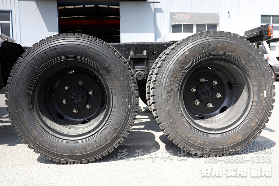 湖北越野专用车官网,湖北越野专用车有限公司官网,越野卡车定制,东风四驱六驱,东风军车改装,越野运兵车,森林消防车,四驱六驱越野车底盘,越野客车,越野卡车,专用车改装,工厂直销专用车、轻型越野卡车底盘、六驱卡车