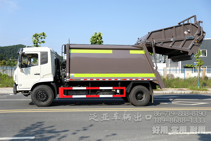 四驱越野底盘、四驱底盘改装、垃圾运输车、14立方垃圾车、轻卡环卫车、多功能垃圾车、4x2垃圾车