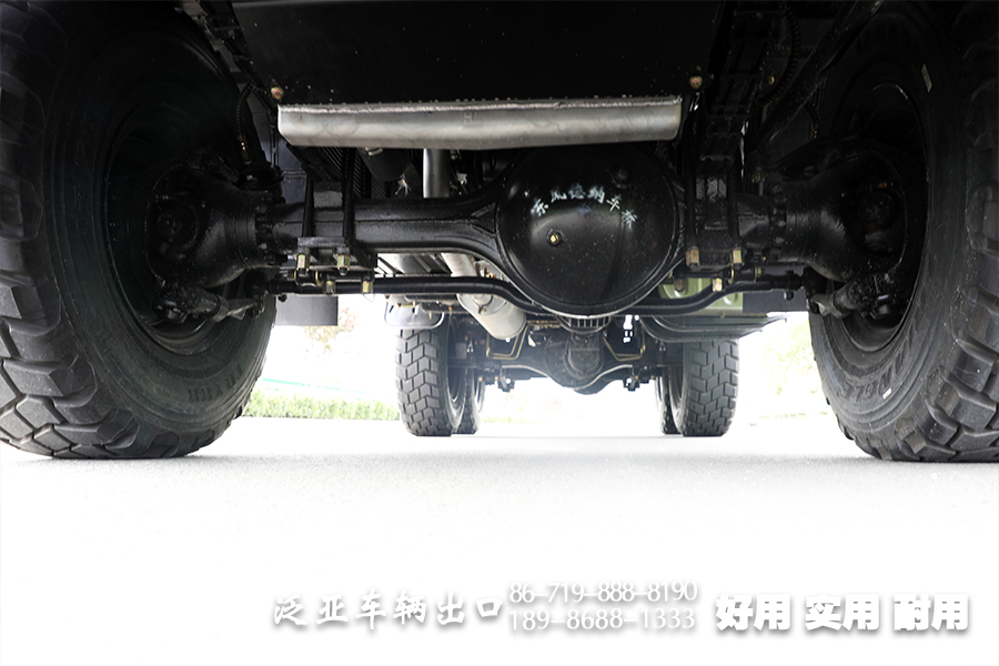 东风6×6,越野卡车厂家,专用卡车厂家,升级款货车,EQ2102载货车,东风六驱,六驱EQ2102,210马力货车,平头货车定制