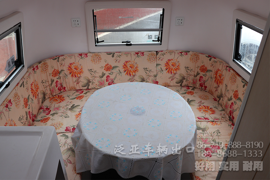 牵引车、拖挂房车、开来式拖挂房车、开来拖挂房车