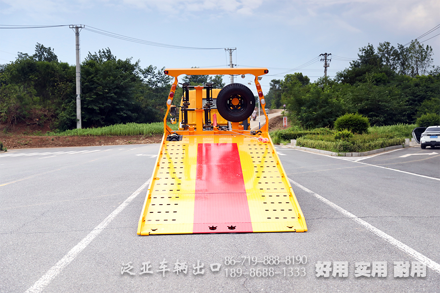 3吨清障车,一拖二清障车,轿车拖运,故障车清理,应急抢修车,半落地直板清障车,救援车厂家