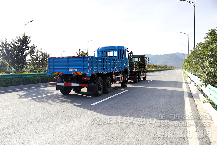 东风六驱，340马力卡车，六驱出口卡车，6*6货运卡车，长途货车，刹车降温水箱，6*6货运卡车