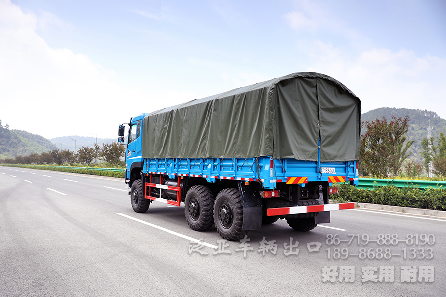 6×6重卡，6×6三桥车，三桥货运卡车，东风全驱，340马力重载卡车，5.5米长途货车