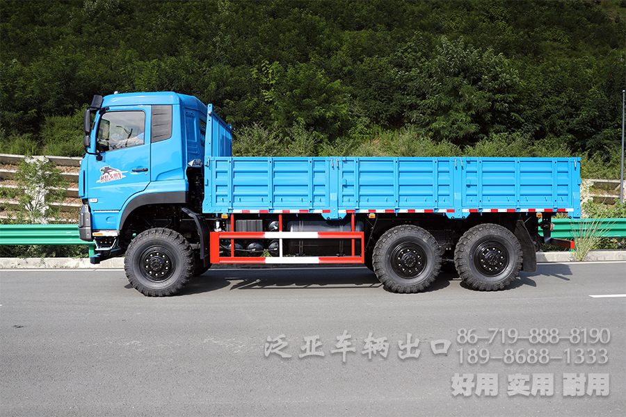 东风六驱，340马力卡车，六驱出口卡车，6*6货运卡车，长途货车，刹车降温水箱，6*6货运卡车