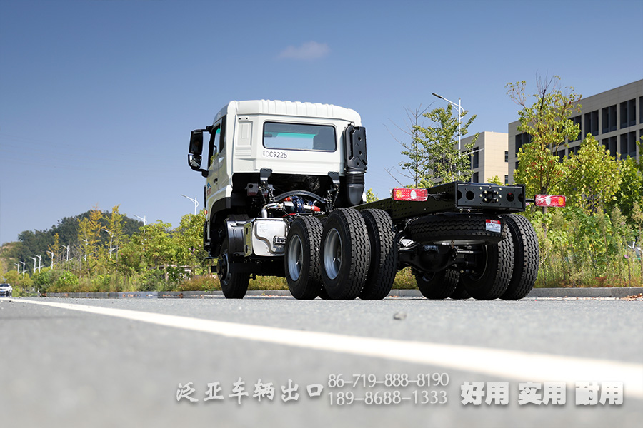 
东风6×6,东风350马力底盘,国五越野专用底盘,六驱潍柴卡车,重型商用车,定制型工地矿山底盘,矿山底盘厂家