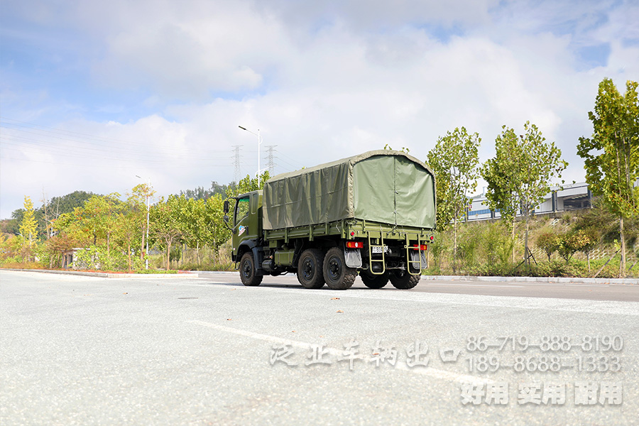 东风六驱,东风6x6,东风平头越野卡车,EQ240,EQ2082,柴油越野汽车,东风6*6卡车,东风越野卡车,六驱卡车出口,全驱民用卡车,东风越野货车