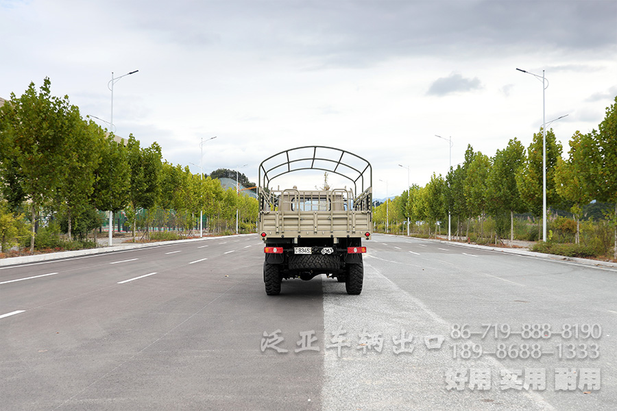 东风4x4,东风尖头卡车,东风越野卡车,东风四驱,EQ240,尖头驾驶室,东风四驱改装,定制化卡车出口,全驱卡车厂家