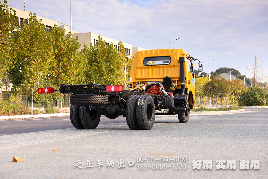 东风4*2底盘,4*2平头轻卡,平头越野底盘,越野底盘定制,举升运输车底盘,轻型卡车底盘,东风轻卡,轻型微卡,微卡底盘改装