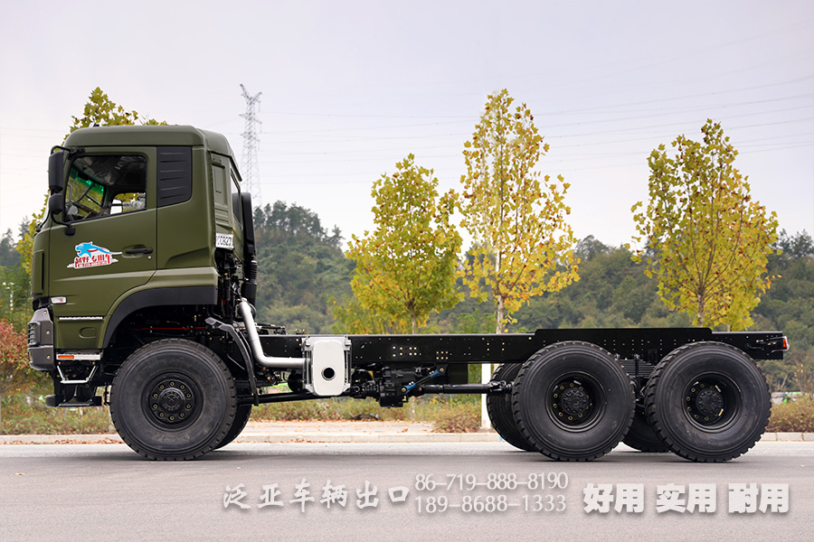 东风全驱,大马力越野底盘,东风运输车底盘,东风450马力底盘,平头卡车改装,卡车改装厂家,6x6平头,运输货车底盘