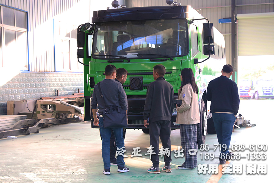 东风六驱客车、外访、东风四驱、东风六驱、湖北越野专用车公司