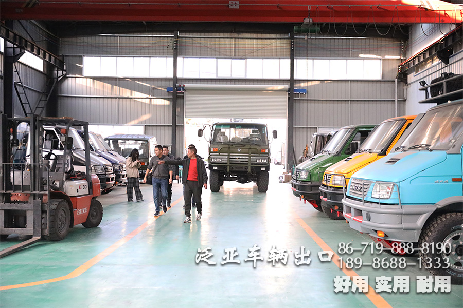 东风六驱客车、外访、东风四驱、东风六驱、湖北越野专用车公司