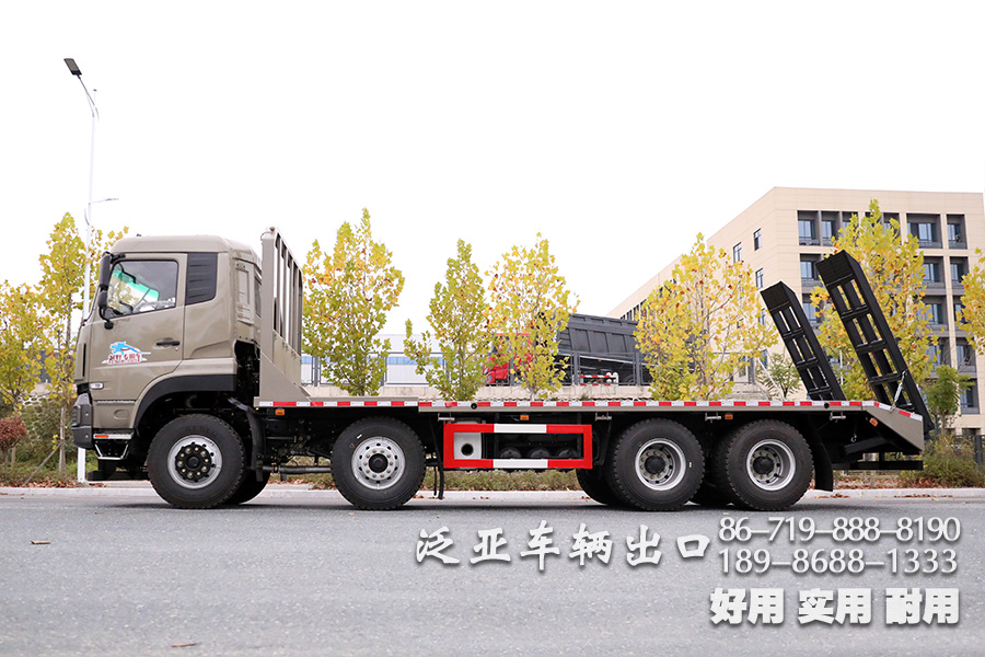 东风8X4,8X4平板,平板底盘,东风10米平板,东风10米底盘,30吨专用车底盘,30吨底盘,专用车底盘改装