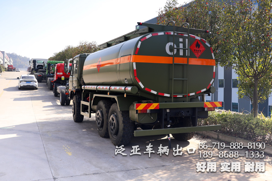 越野加油车、东风六驱、越野油罐车、EQ2102N、东风加油车