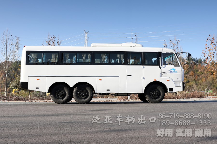 东风六驱客车，越野客车，东风全驱、东风巴士、村村通