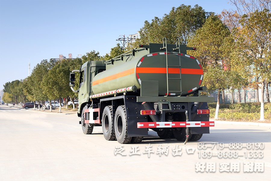 东风6x4、东风6x6、油罐车、加油车、罐式加油车、东风6x4越野油罐车、平头卧铺加油车