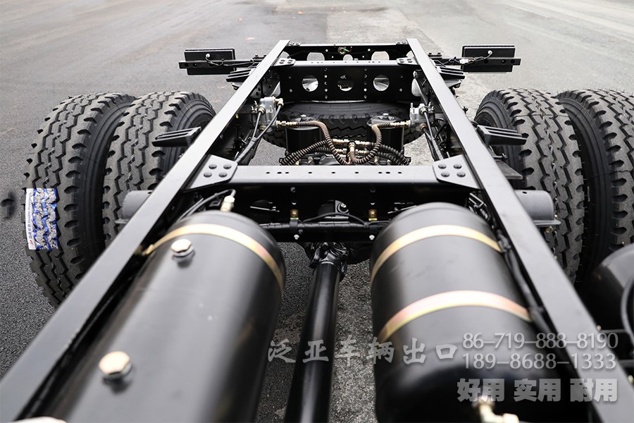 东风4驱，东风4x4，东风尖头自卸卡车，东风大马力卡车、自卸车出口