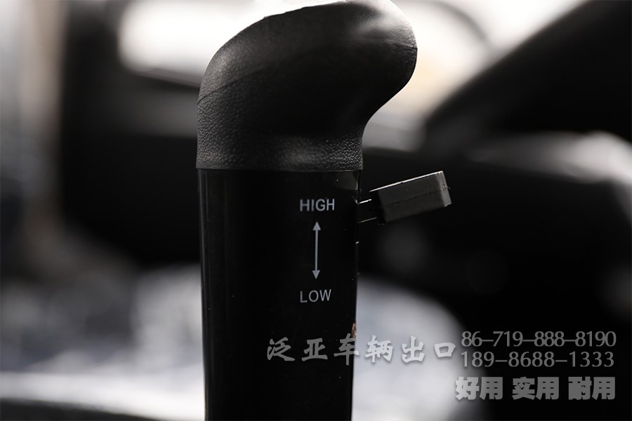 东风4x4，东风四驱，东风大马力卡车，手动八档卡车，大马力底盘出口