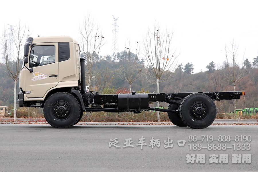 东风4x4，东风四驱，东风大马力卡车，手动八档卡车，大马力底盘出口