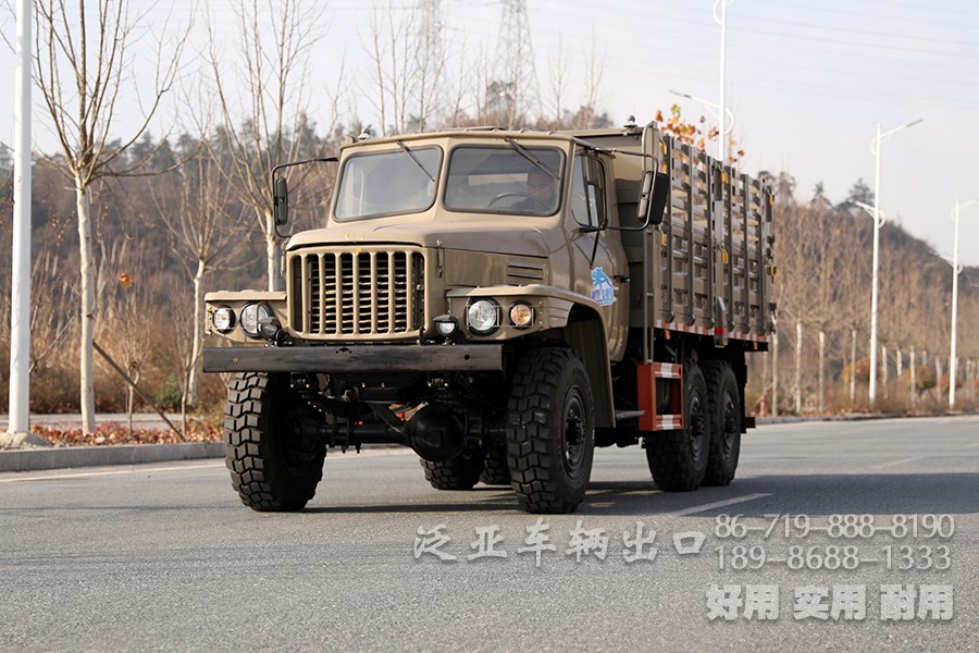 东风六驱EQ2082越野载货车_东风170马力越野卡车_东风6x6手动5档越野载货自卸车