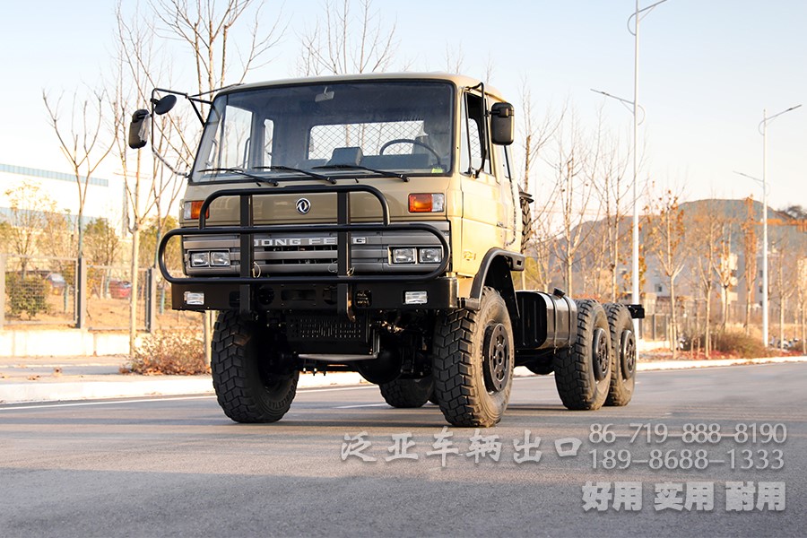 东风六驱舵灰色越野卡车底盘_东风6x6越野专用车底盘、东风排半驾驶室越野载货车底盘