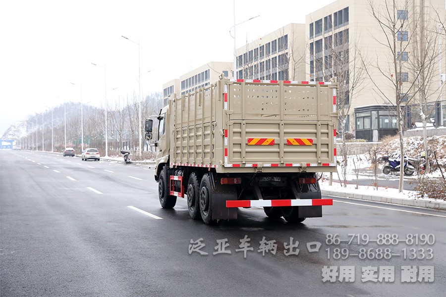 东风六驱。东风6x6，东风大马力越野卡车，天锦驾驶室卡车、210马力卡车