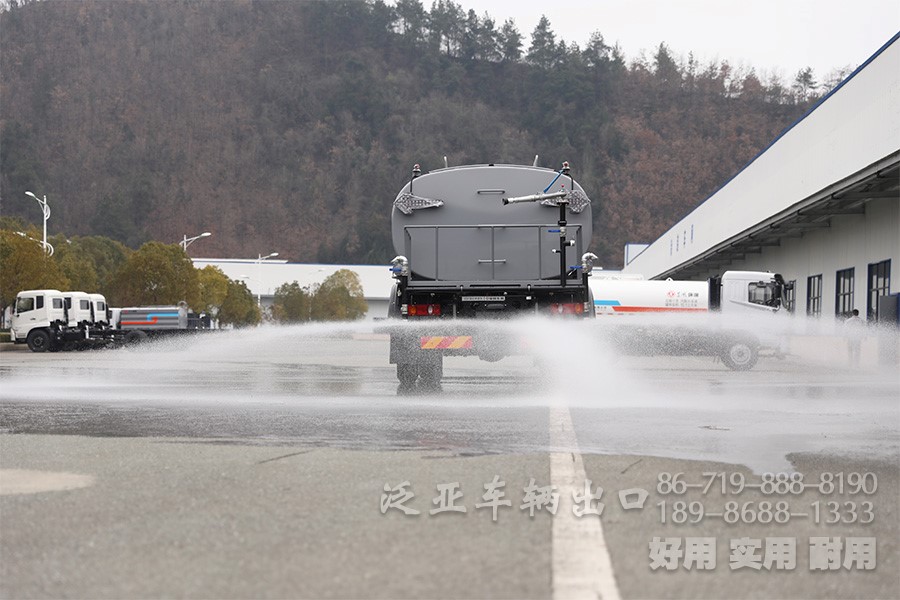 消防运水车，10方喷洒车，东风消防车，4*2水罐车，国三喷洒车，环卫绿化车，绿化喷洒车