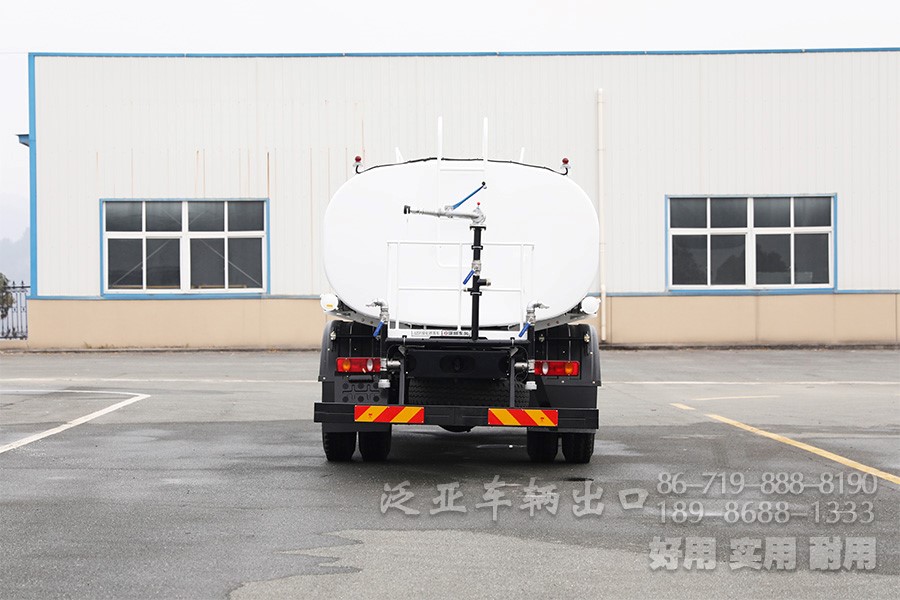 消防运水车，10方喷洒车，东风消防车，4*2水罐车，国三喷洒车，环卫绿化车，绿化喷洒车