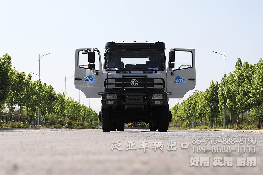 东风4x2，越野专用车底盘，190马力底盘