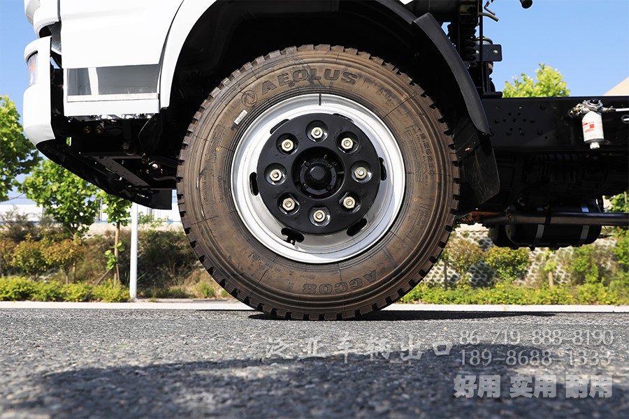 东风4x2，吸污车8档专用车底盘，多功能特种车底盘，底盘改装厂家