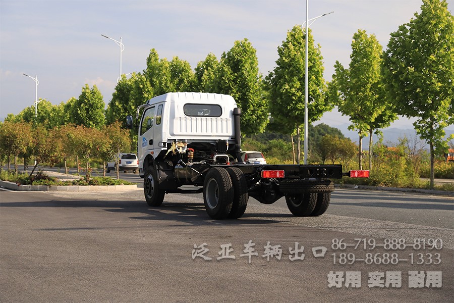 东风4x2，吸污车8档专用车底盘，多功能特种车底盘，底盘改装厂家