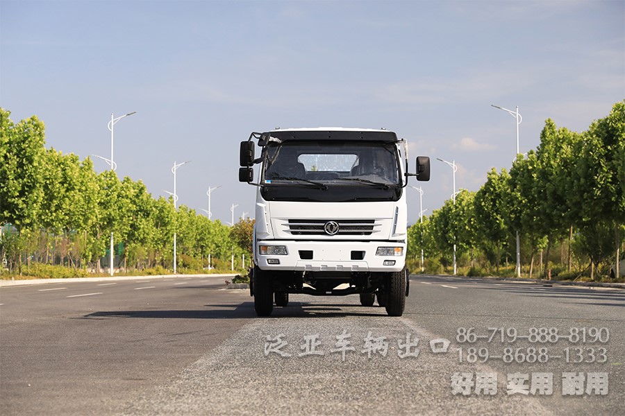 东风4x2，吸污车8档专用车底盘，多功能特种车底盘，底盘改装厂家