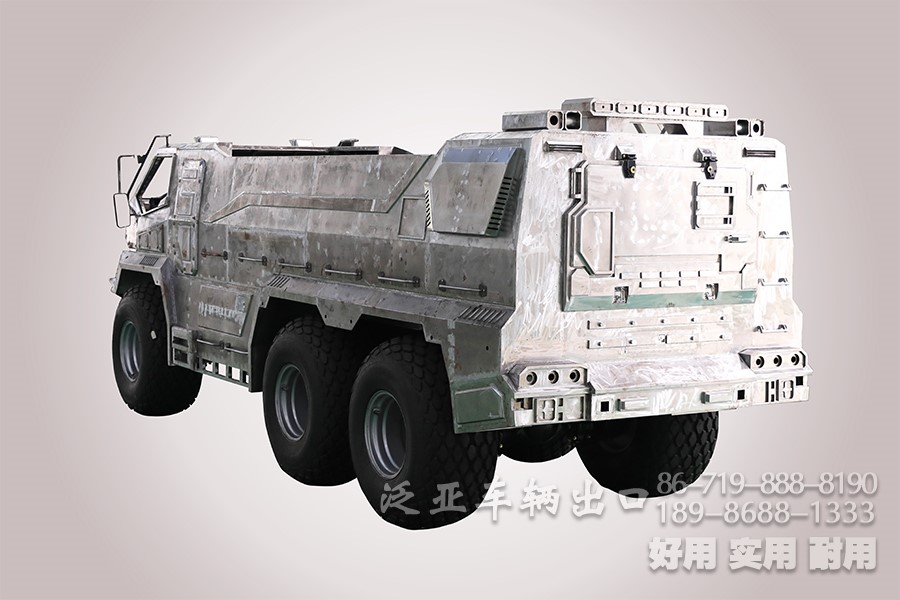 沙漠车、装甲车、自动挡、6×6、大脚怪、越野冲浪车