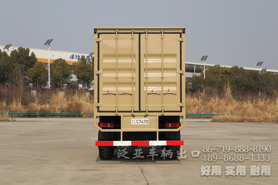 多用途越野专用车，东风6*6厢式车，EQ2100越野厢卡，野外露营车，瓦楞板厢式车