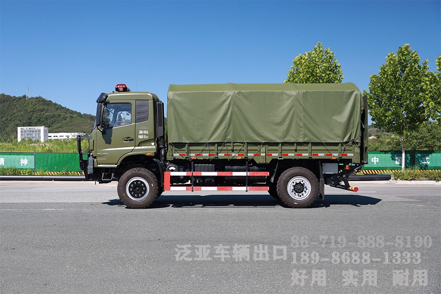 东风四驱，4x4全驱，运兵车